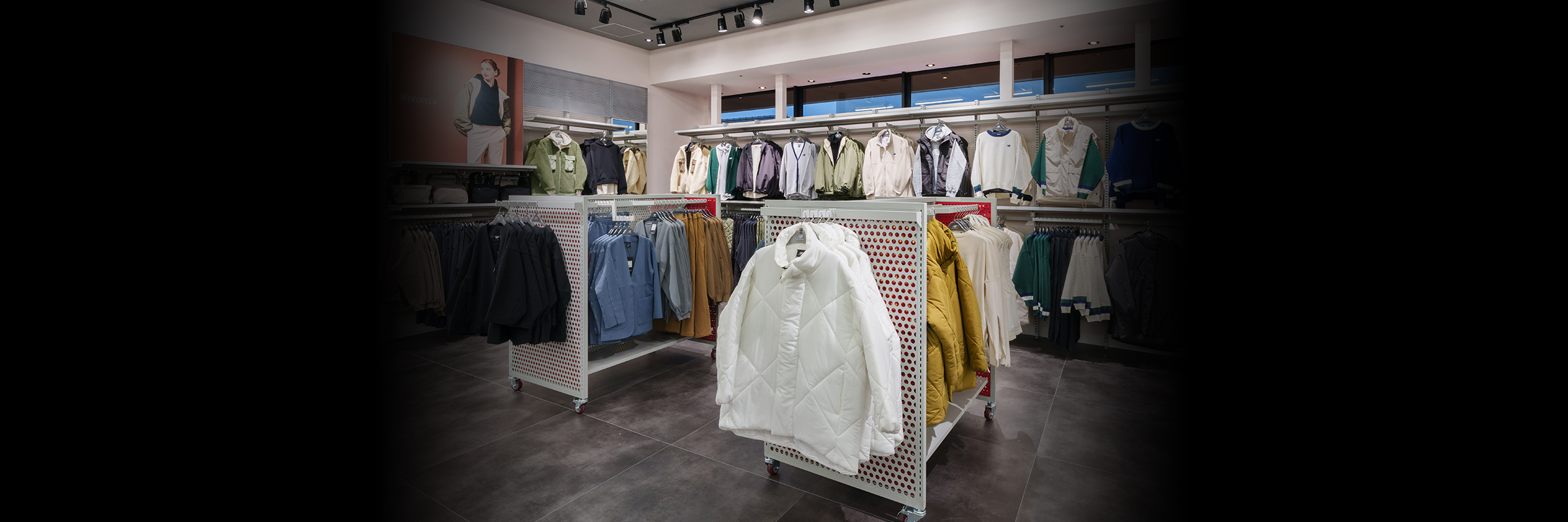 ニューバランスファクトリーストア岡崎画像_2